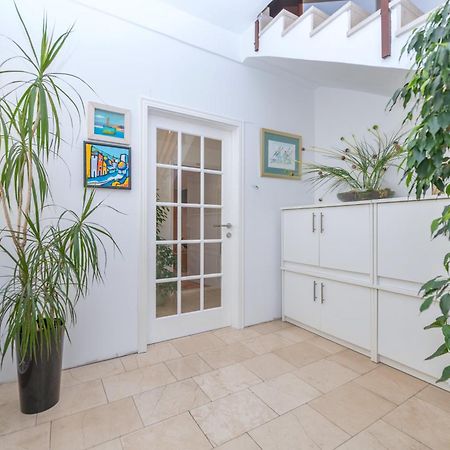 מאקרסקה Apartments Sokol מראה חיצוני תמונה