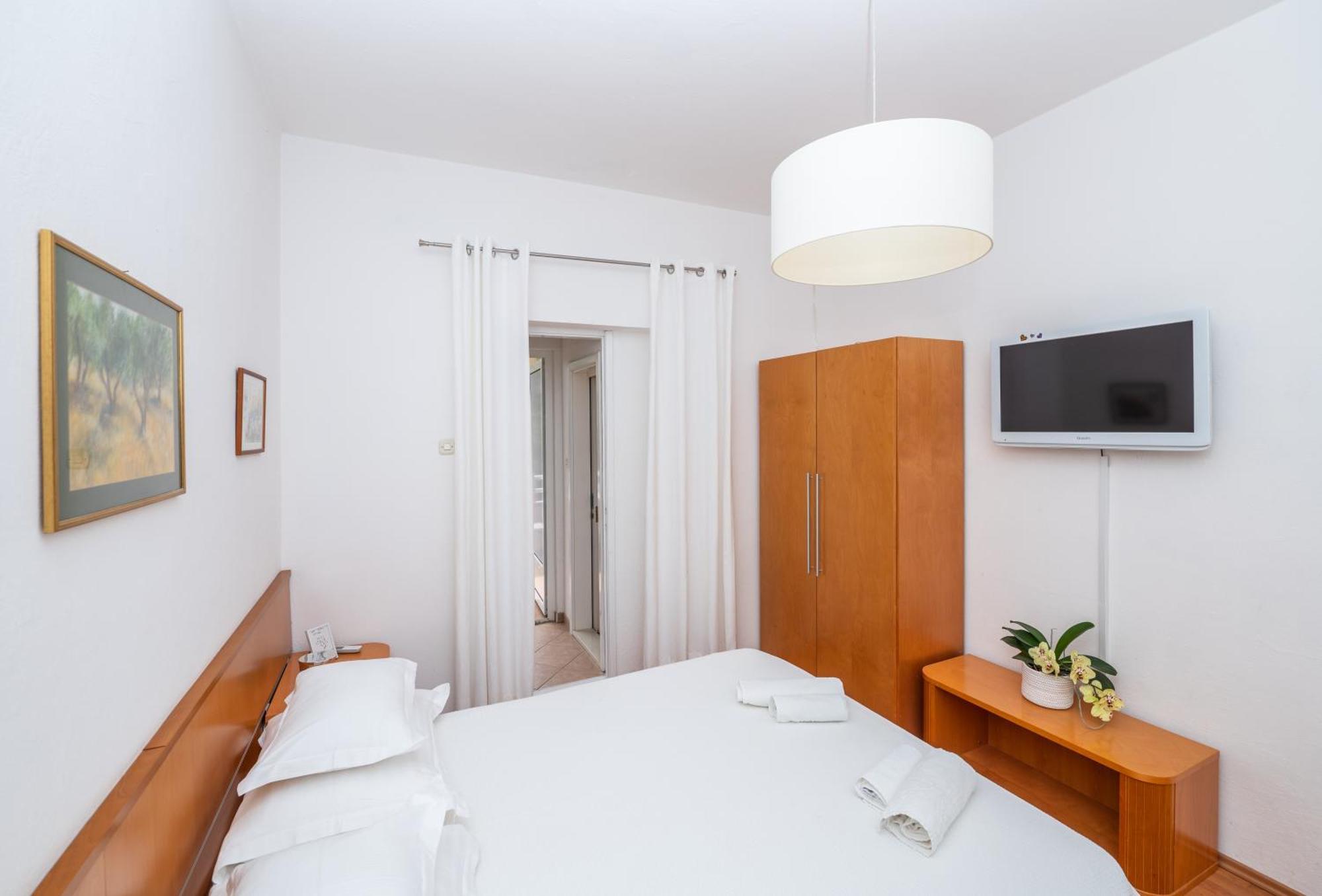 מאקרסקה Apartments Sokol מראה חיצוני תמונה