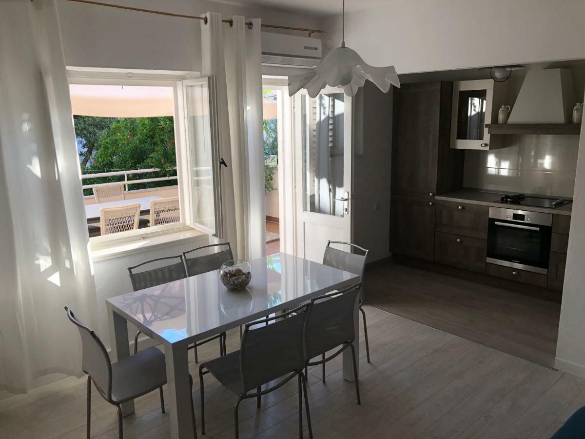 מאקרסקה Apartments Sokol מראה חיצוני תמונה